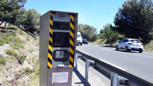 Il n’existe plus que 13 de ces radars en France, mais leur disparition imminente cache une mauvaise surprise