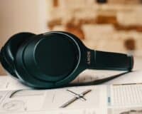 Meilleur casque Bluetooth à moins de 100 € : quel modèle pas cher choisir en 2026 ?
