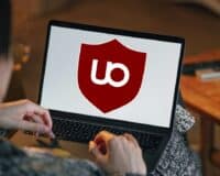 Chrome bloque uBlock Origin, c&rsquo;est la fin pour la bloqueur de publicités face à Google