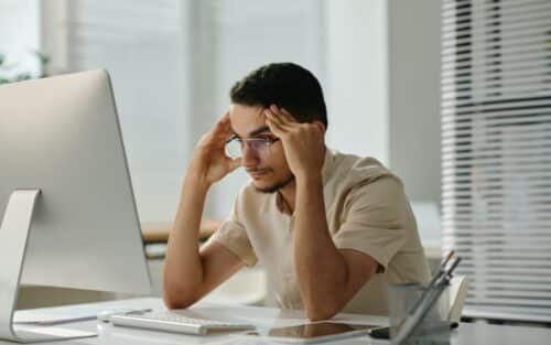 Attention aux arnaques Chronopost et Mondial Relay : les faux sites augmentent en France