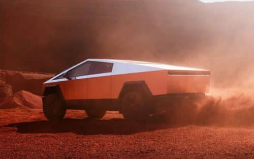 Tesla lui demande 3000 $ pour réparer son Cybertruck, il le fait lui-même pour 25 $