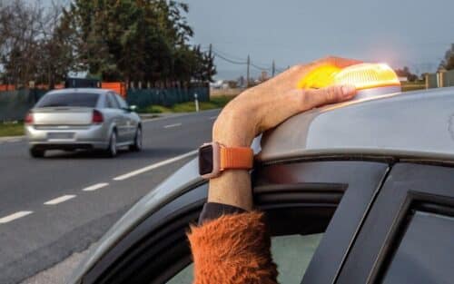 Sécurité routière : un gyrophare obligatoire en Espagne dès 2026, tous les Français seront concernés !