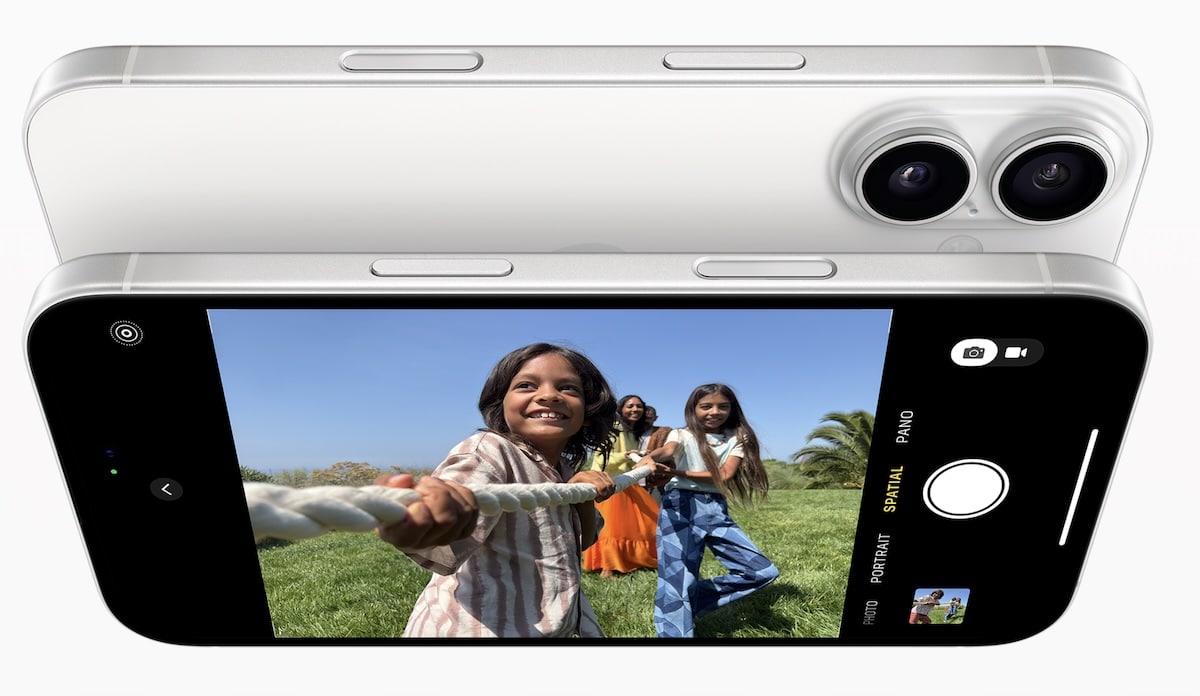 iPhone 16 photo