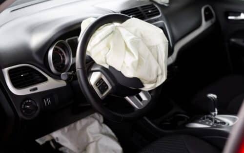 Scandale airbags Takata : 30 marques et 200 modèles rappelés, voici la liste complète
