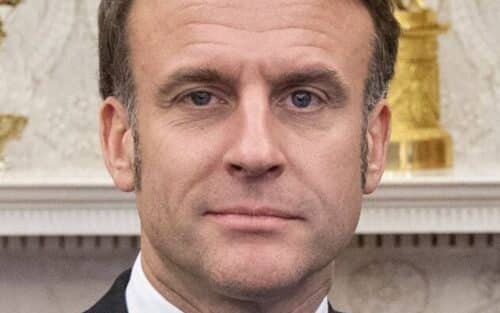 Interdire les jeux vidéo aux mineurs ? Macron l’envisage, quitte à raconter n’importe quoi