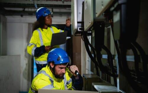Coupure d’électricité : est-ce qu’une cyberattaque peut plonger la France dans le chaos ?