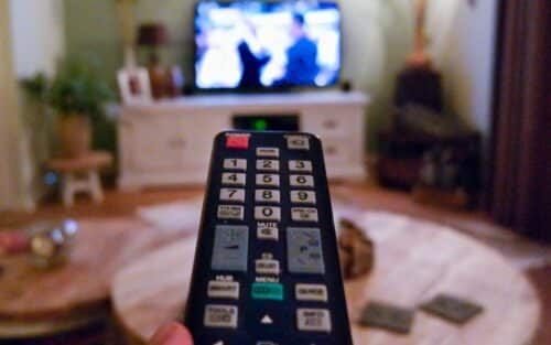 Les numéros des chaînes TNT vont changer : reprogrammez votre TV à cette date