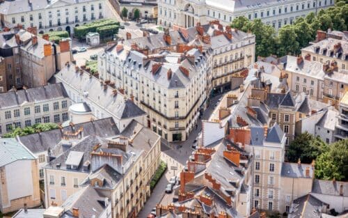Fin des ZFE : une nouvelle mesure est adoptée dans cette ville, et elle vous interdit de rouler