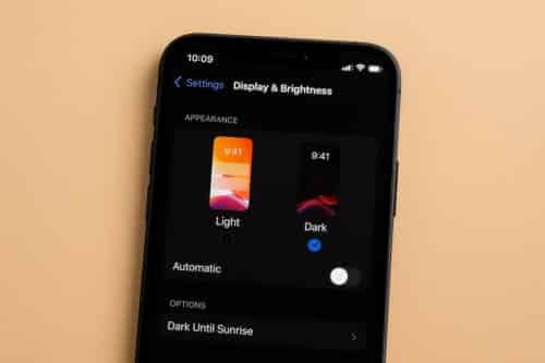 Activer le mode sombre sur iPhone