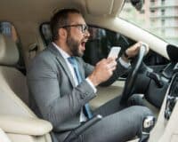 Android Auto : un bug coupe la musique et c’est la faute de Google Maps et Waze