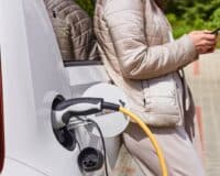 Recharger votre voiture électrique serait dangereux si vous êtes malade du cœur