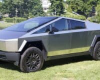 Tesla enterre le Cybertruck pas cher quelques mois seulement après sa sortie
