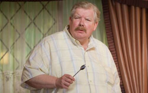 Harry Potter série : des photos volées révèlent les premières scènes avec Vernon Dursley
