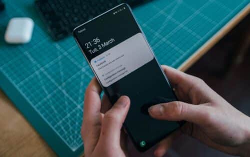 Avec One UI 8.5, Samsung va laisser l’IA choisir les notifications importantes à votre place