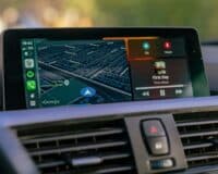 Android Auto et CarPlay, bientôt abandonnés par les constructeurs automobiles ?