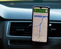 « C&rsquo;est trop long » : voici pourquoi Google Maps et Waze ne proposent plus les trajets les plus rapides