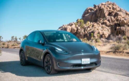 Tesla brade son Model Y pour sauver sa fin d’année 2025, les économies sont énormes