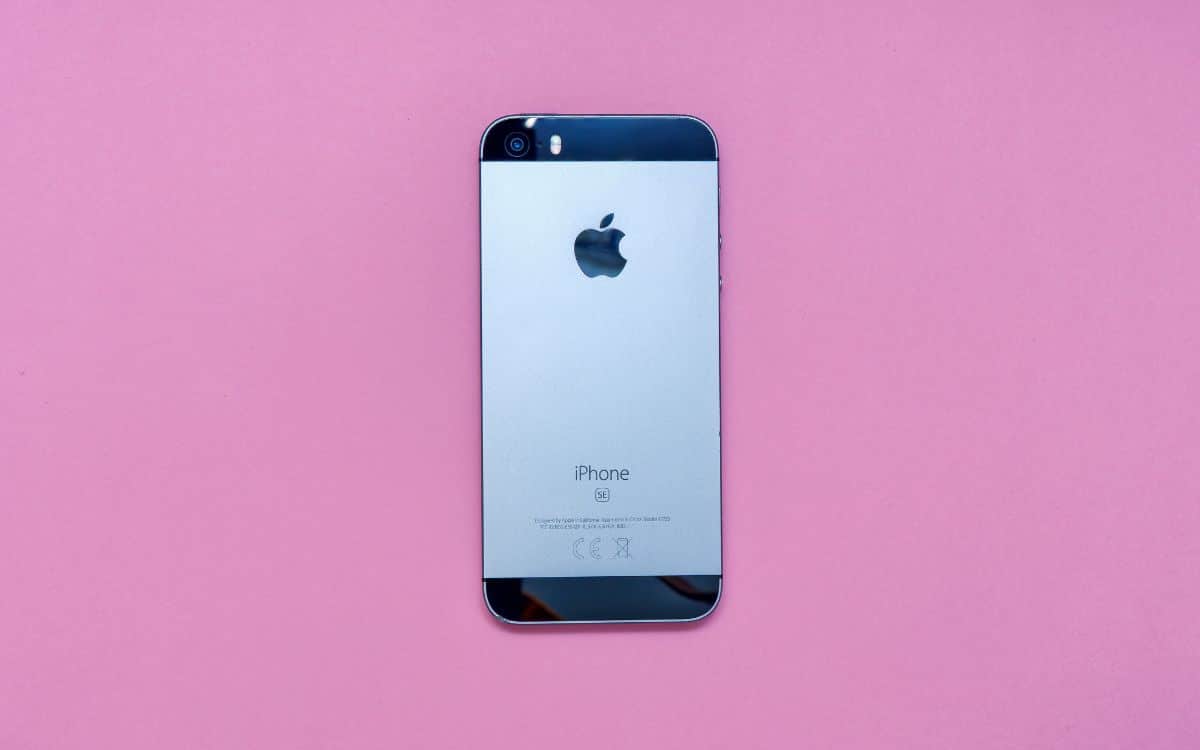 iPhone SE