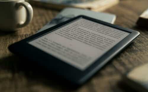 Kindle : voici les livres les plus lus et les plus vendus en 2025