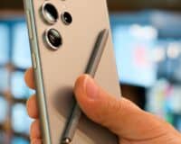 Le Galaxy S26 Ultra perd son identité visuelle pour ressembler bien trop à l&rsquo;iPhone 17 Pro Max