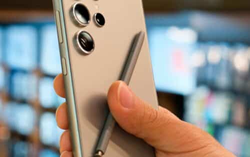 Le Galaxy S26 Ultra perd son identité visuelle pour ressembler bien trop à l’iPhone 17 Pro Max