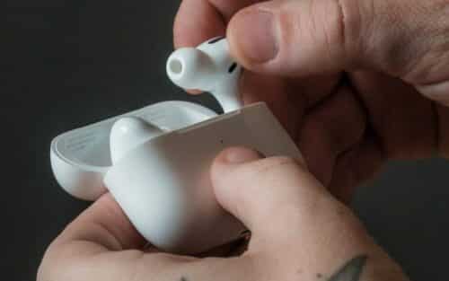 AirPods, Bose, Sony : des substances chimiques retrouvées dans 81 casques et écouteurs, quels modèles sont concernés ?