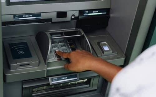 1,2 million de données bancaires français piratées : quelles conséquences pour votre compte ?