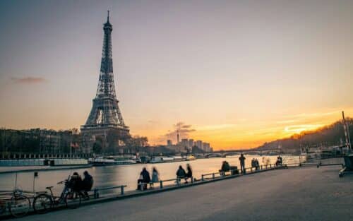 La Ville de Paris victime d’une cyberattaque : noms, adresses et téléphones exposés