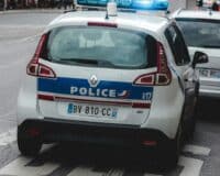 « On peut jouer à ce jeu aussi » : la police détourne Waze pour piéger les automobilistes