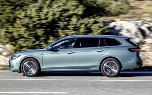 Volant autonome, porte qui s’ouvre en roulant : les bugs incontrôlables d’une Volkswagen Passat neuve