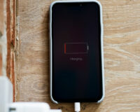 iPhone 17 et Air : impossible de rallumer certains modèles après une panne de batterie