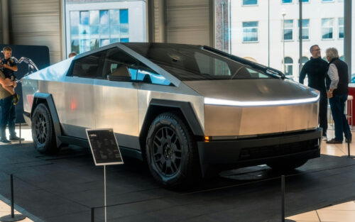 Cybertruck : les roues peuvent se détacher, Tesla enchaîne un 11e rappel