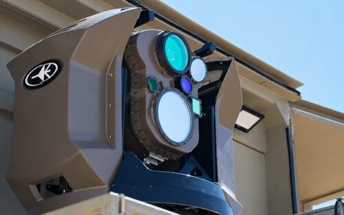 Le laser de l’Iron Beam décolle : Israël l’installe sous un chasseur pour frapper depuis le ciel