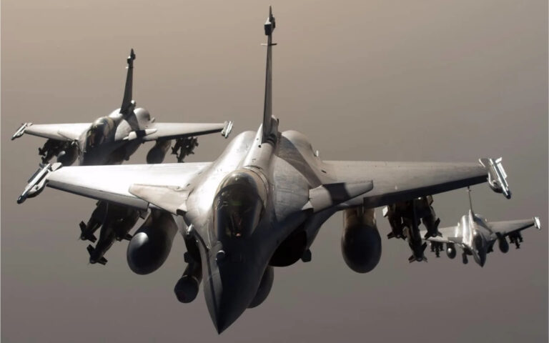 Dassault et Thales ont armé le Rafale d&rsquo;une IA souveraine, le chasseur poursuit les ambitions militaires françaises après l&rsquo;échec du SCAF