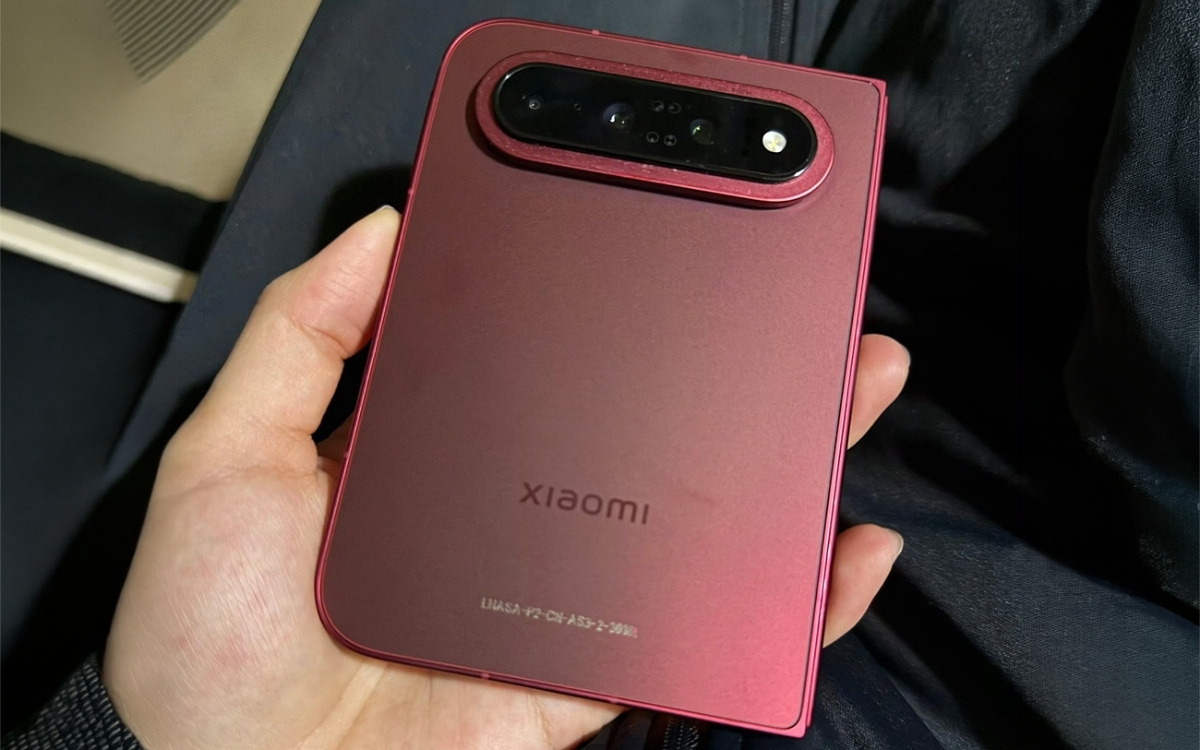 Xiaomi 18 Fold