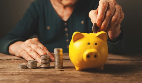 Retraite : les Français nés avant 1964 doivent au moins toucher cette somme tous les mois